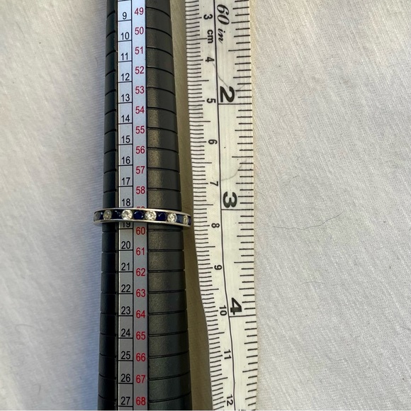 14K White Gold ring with Blue Sapphire and Cubic Zirconia - Picture 7 of 7